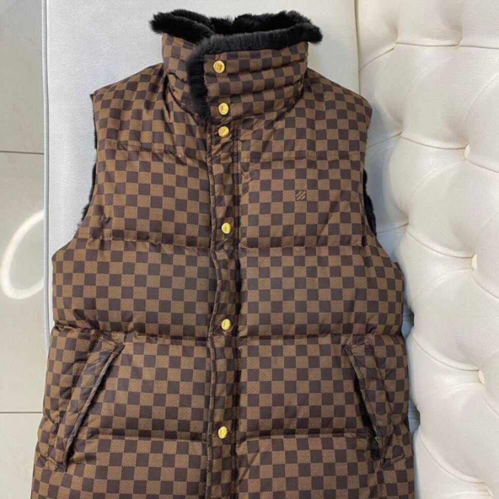Authentic LOUIS VUITTON  vest  male /female s/m